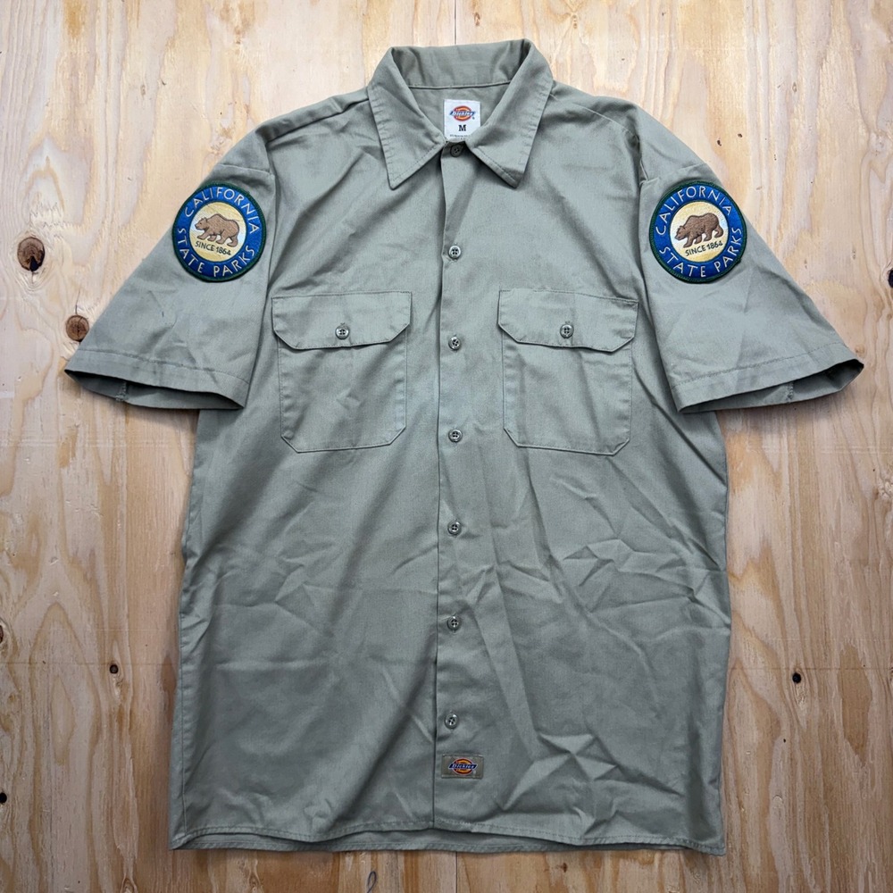 Dickies California State Parks Work Shirt Mens Medium Khaki Short Sleeve Patches